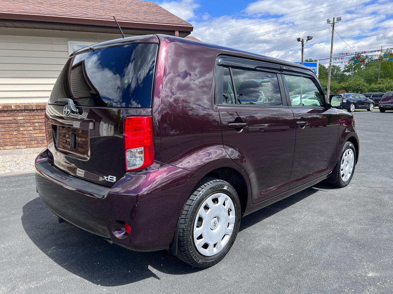 Scion xB 5dr Wgn Auto (Natl) 2012