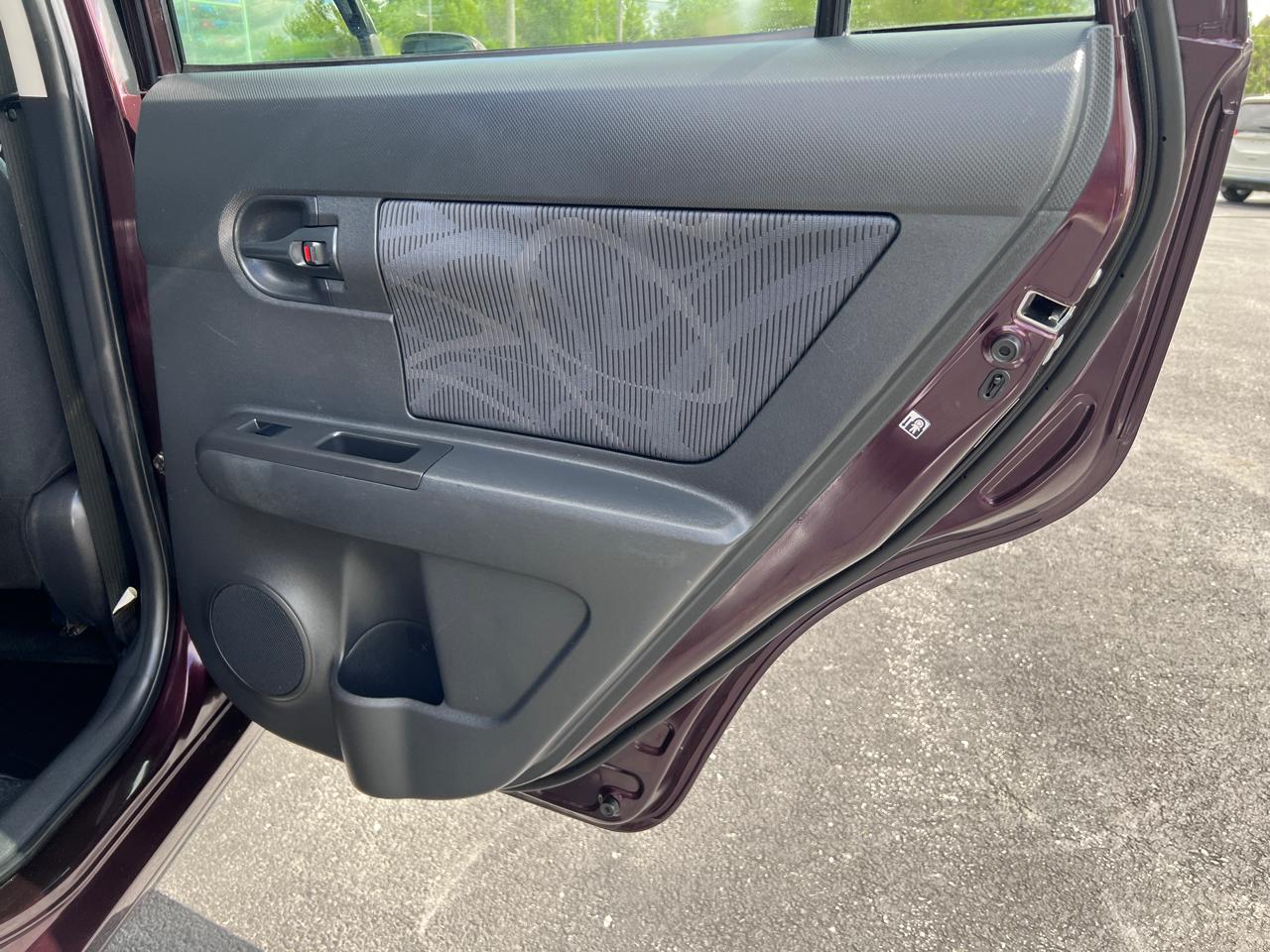 Scion xB 5dr Wgn Auto (Natl) 2012