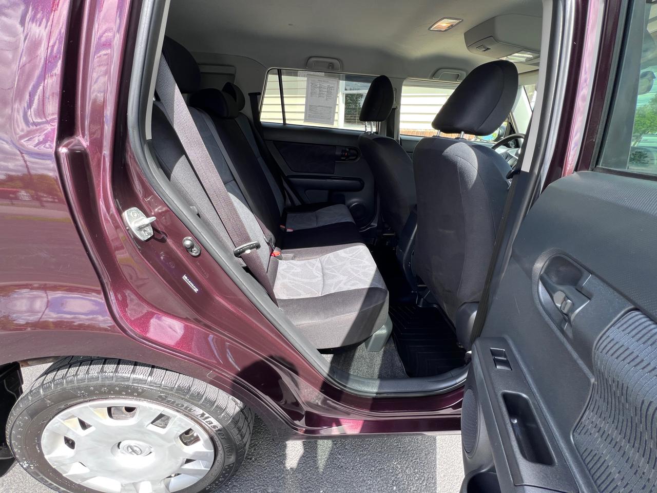 Scion xB 5dr Wgn Auto (Natl) 2012