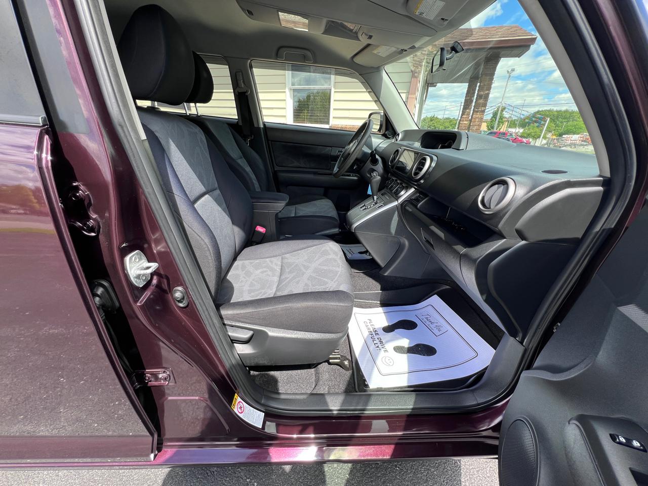 Scion xB 5dr Wgn Auto (Natl) 2012