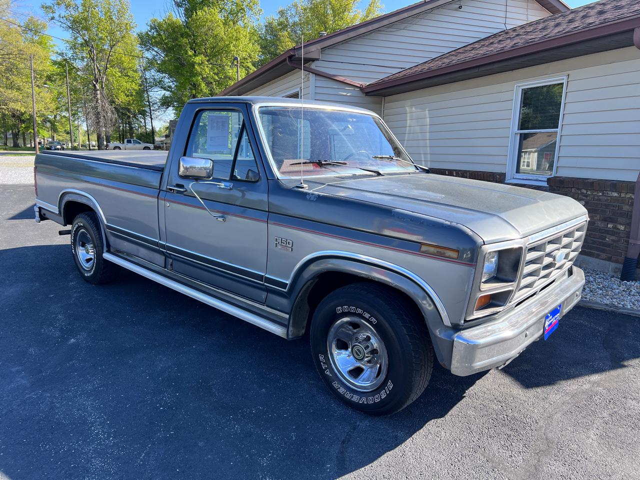 Ford F-Series Pickup F-150 Flareside 117.5" WB 1986