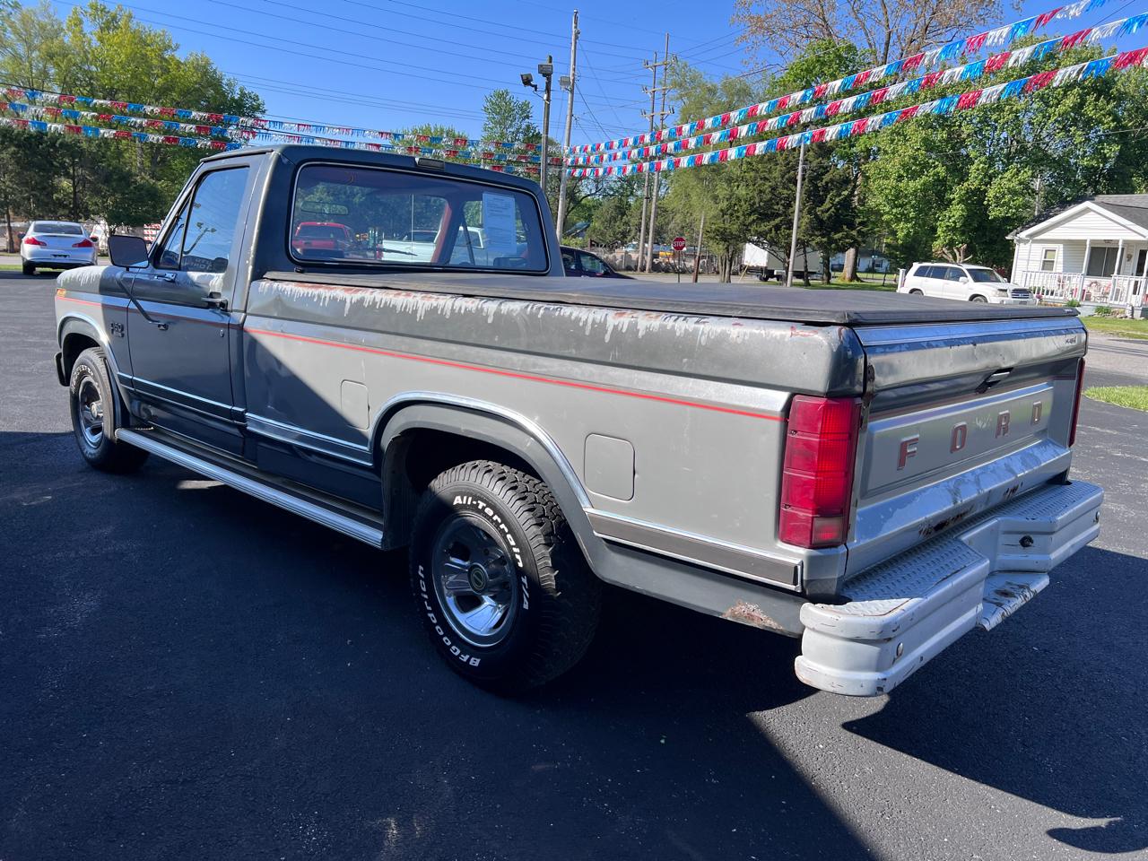 Ford F-Series Pickup F-150 Flareside 117.5" WB 1986
