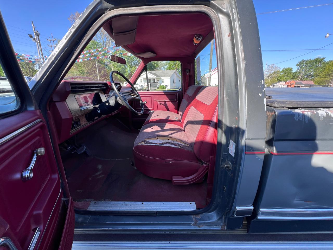 Ford F-Series Pickup F-150 Flareside 117.5" WB 1986
