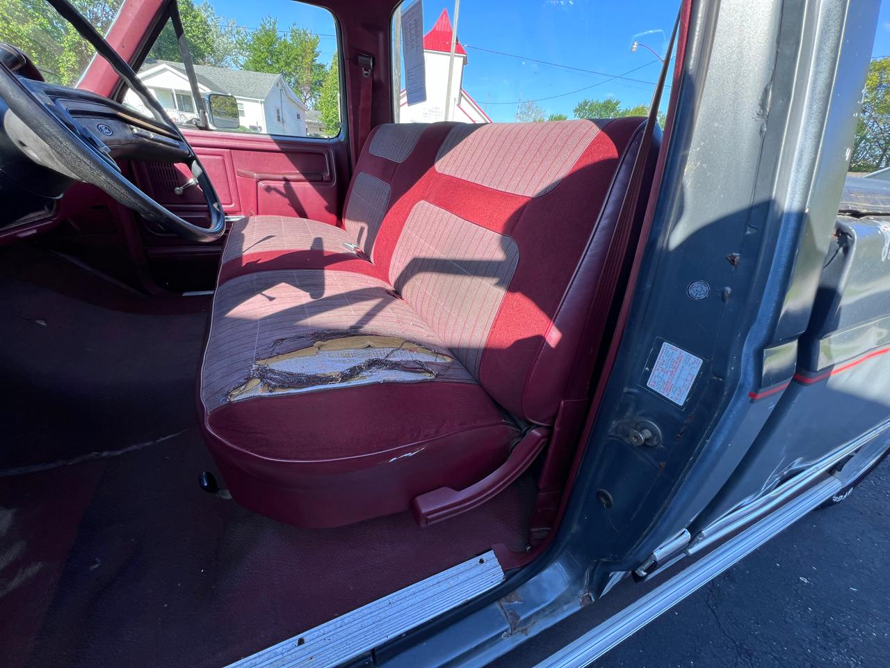 Ford F-Series Pickup F-150 Flareside 117.5" WB 1986
