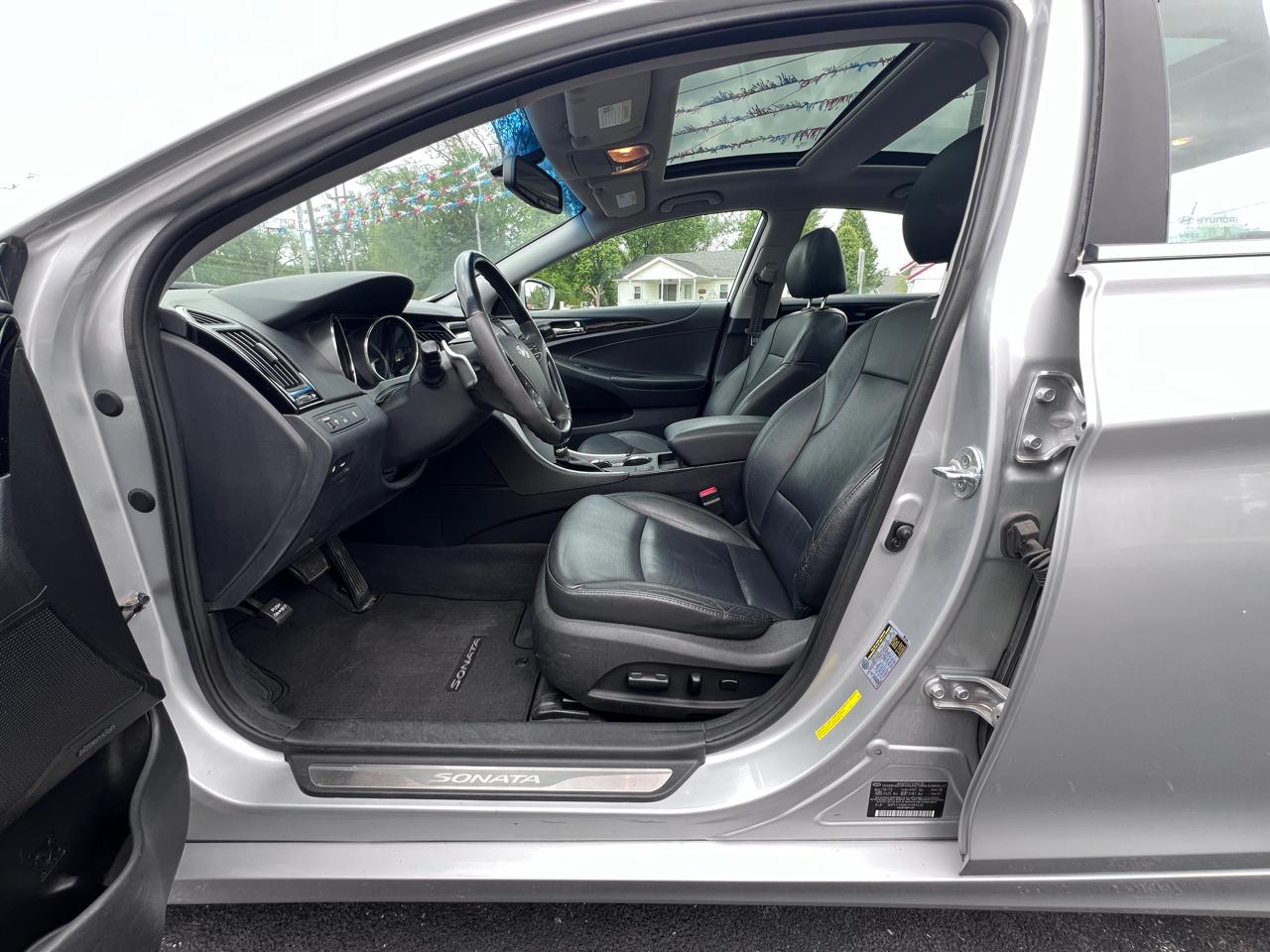 Hyundai Sonata 4dr Sdn 2.0T Auto Limited 2012