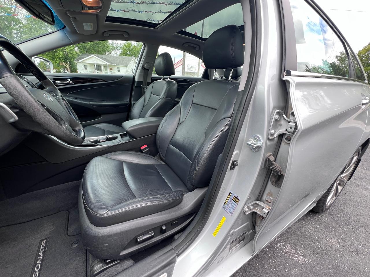 Hyundai Sonata 4dr Sdn 2.0T Auto Limited 2012