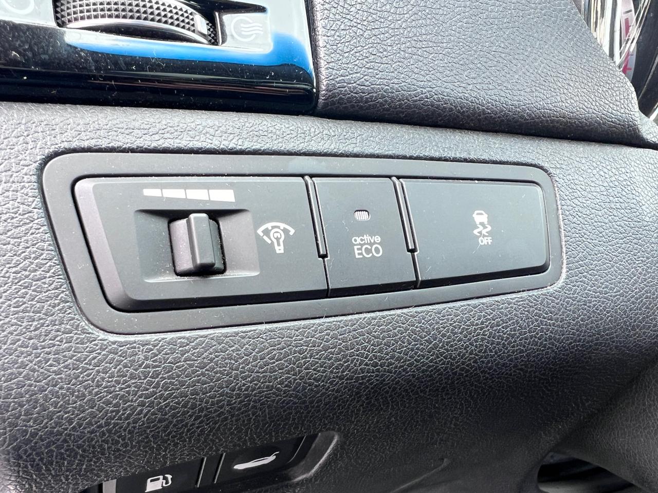 Hyundai Sonata 4dr Sdn 2.0T Auto Limited 2012
