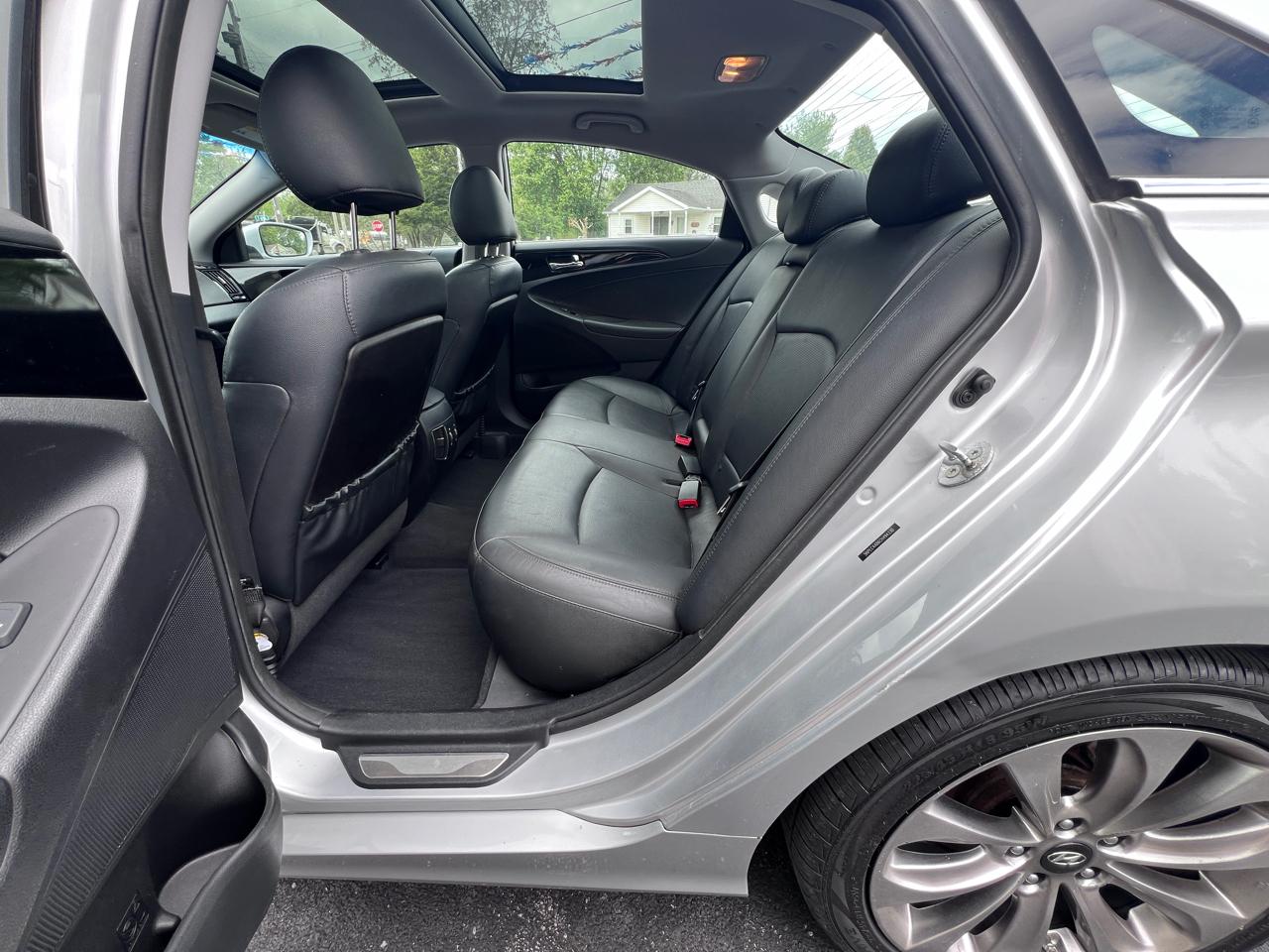 Hyundai Sonata 4dr Sdn 2.0T Auto Limited 2012