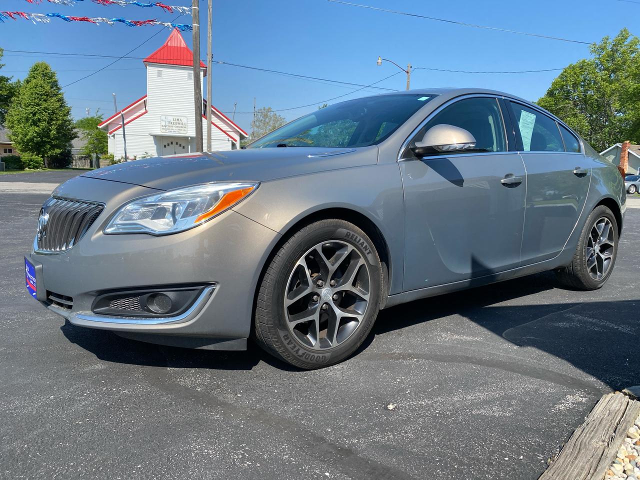 Buick Regal 4dr Sdn Sport Touring FWD 2017