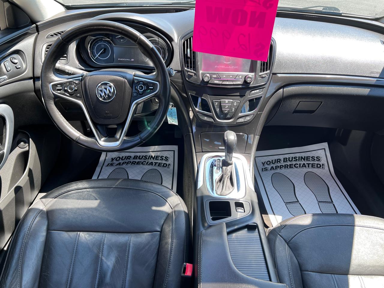 Buick Regal 4dr Sdn Sport Touring FWD 2017