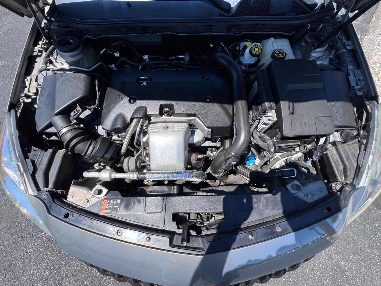 Buick Regal 4dr Sdn Sport Touring FWD 2017