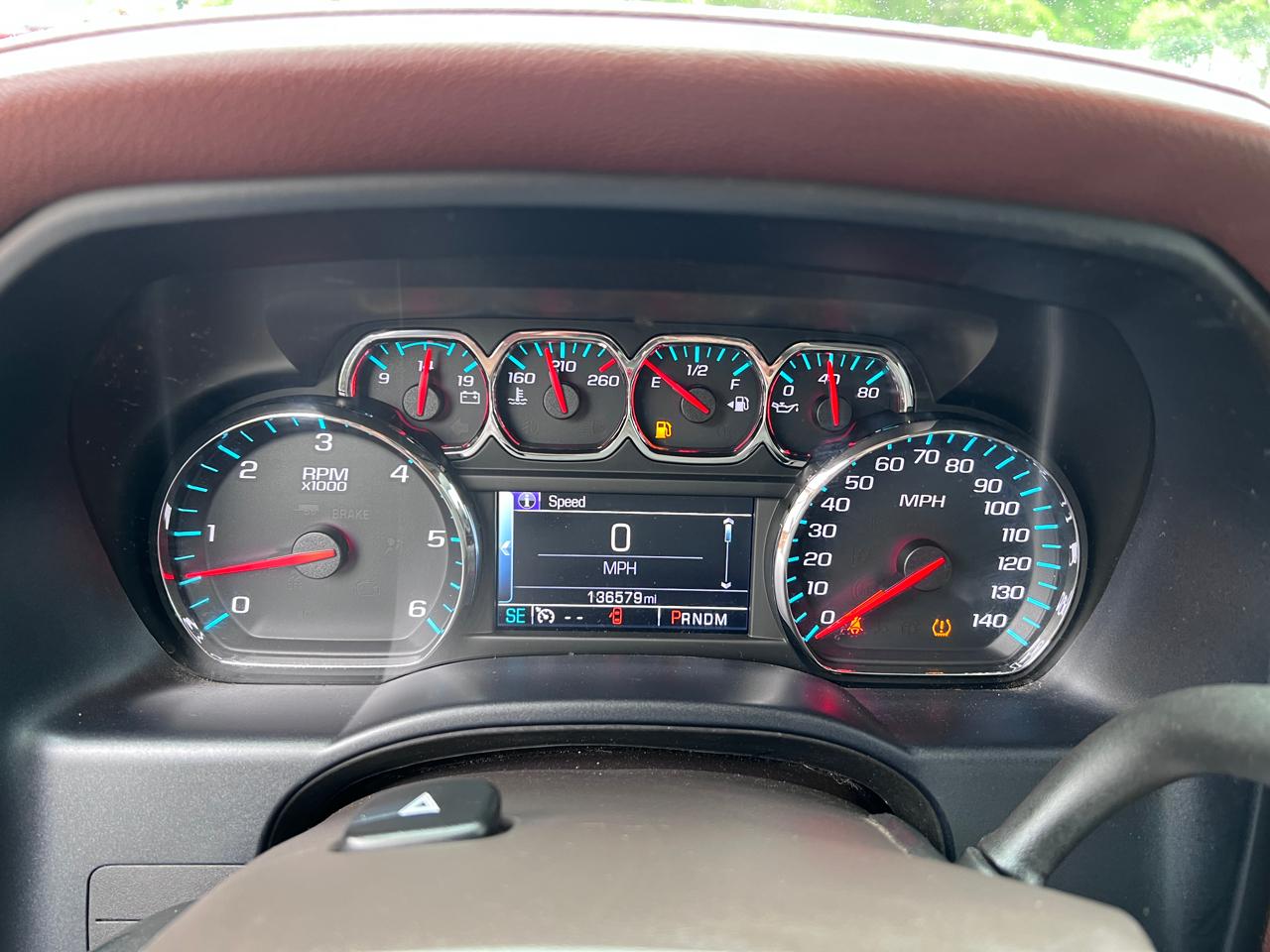 Chevrolet Silverado 1500 4WD Crew Cab 143.5" High Country 2015