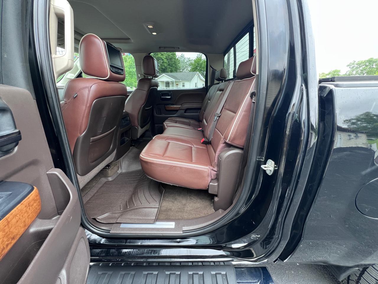 Chevrolet Silverado 1500 4WD Crew Cab 143.5" High Country 2015