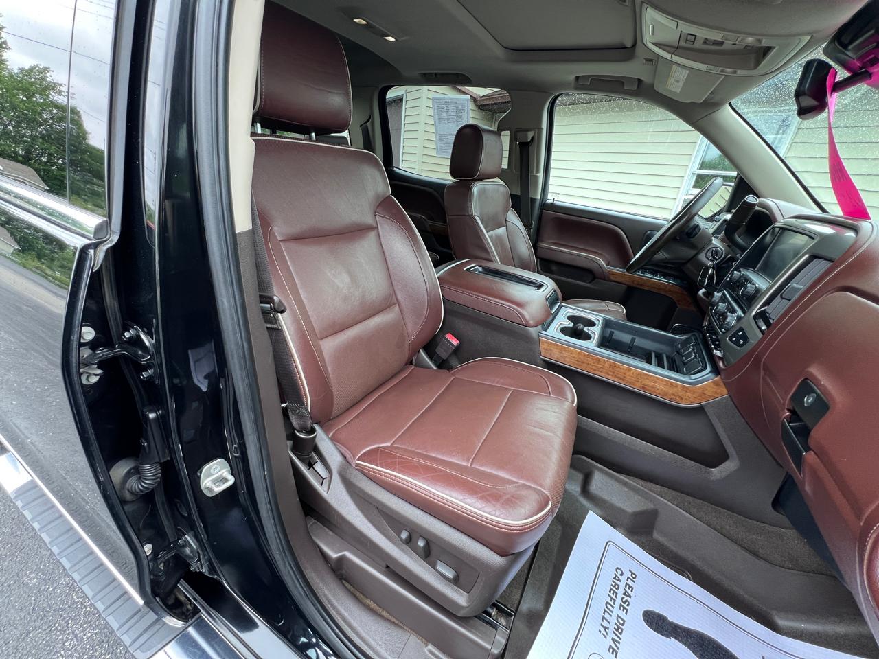 Chevrolet Silverado 1500 4WD Crew Cab 143.5" High Country 2015