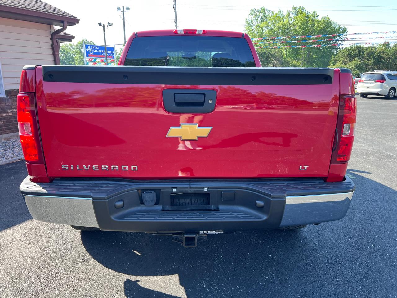 Chevrolet Silverado 1500 4WD Ext Cab 143.5" LT 2012