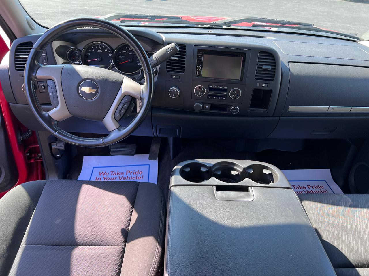 Chevrolet Silverado 1500 4WD Ext Cab 143.5" LT 2012