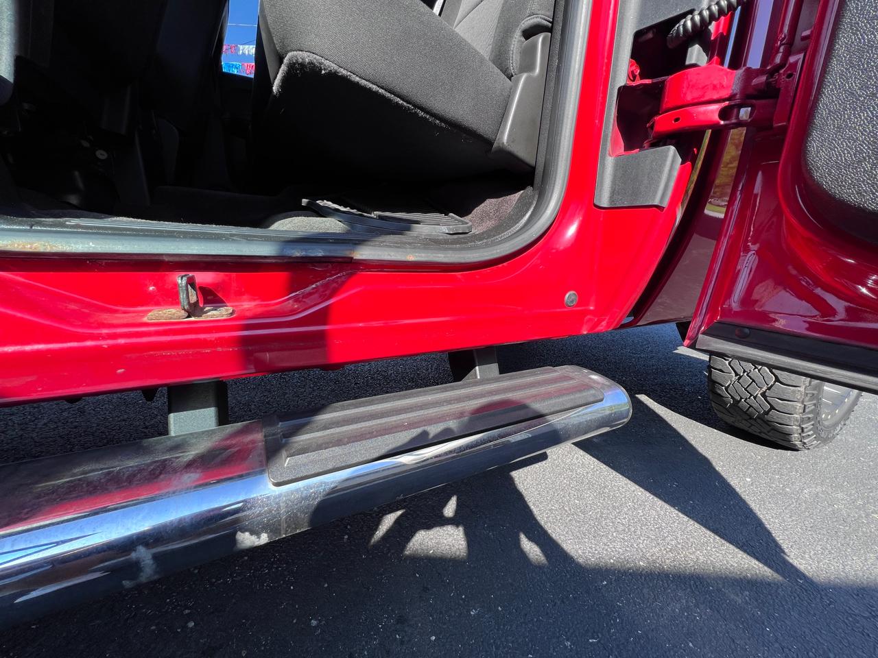 Chevrolet Silverado 1500 4WD Ext Cab 143.5" LT 2012