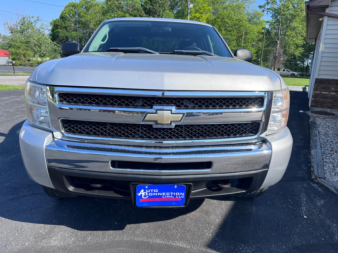 Chevrolet Silverado 1500 4WD Ext Cab 143.5" LT 2011