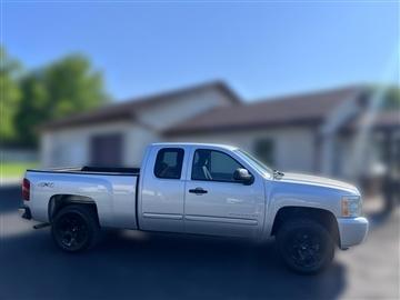 2011 Chevrolet Silverado 1500 4WD Ext Cab 143.5" LT