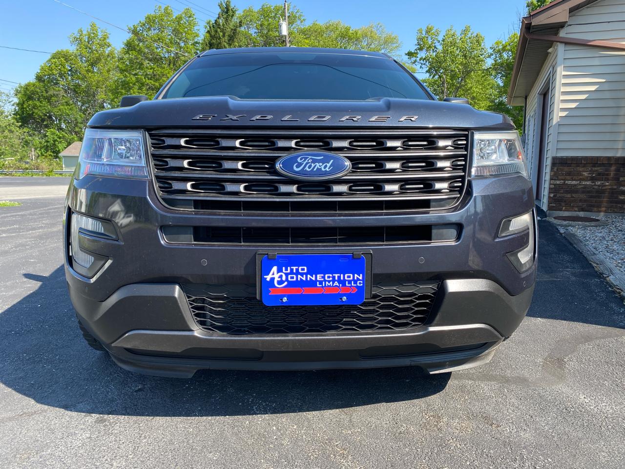 Ford Explorer XLT FWD 2017