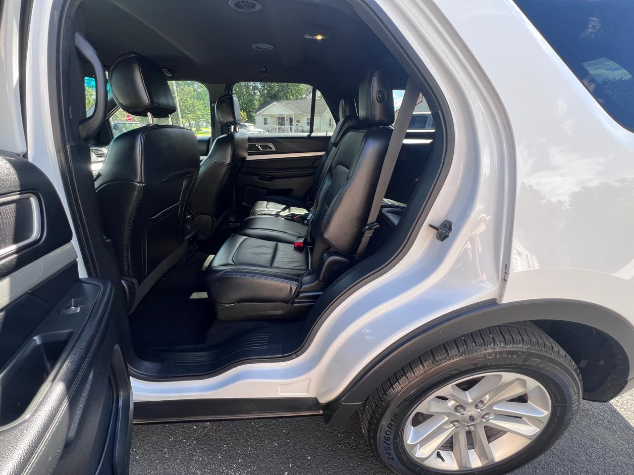 Ford Explorer FWD 4dr XLT 2016