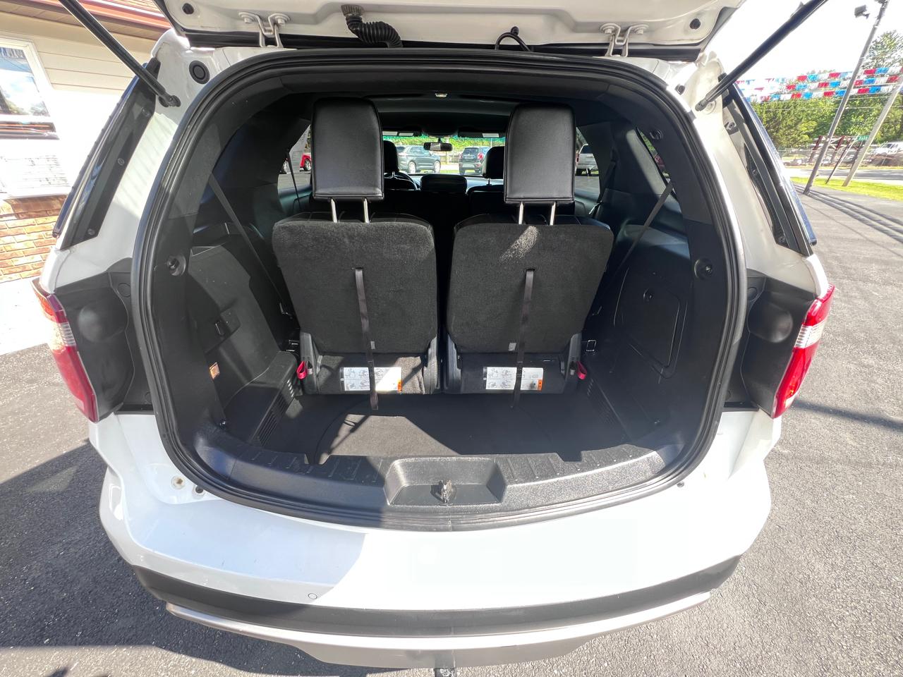 Ford Explorer FWD 4dr XLT 2016