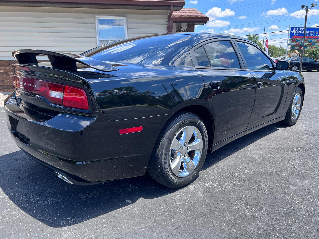 Dodge Charger 4dr Sdn SE RWD 2012