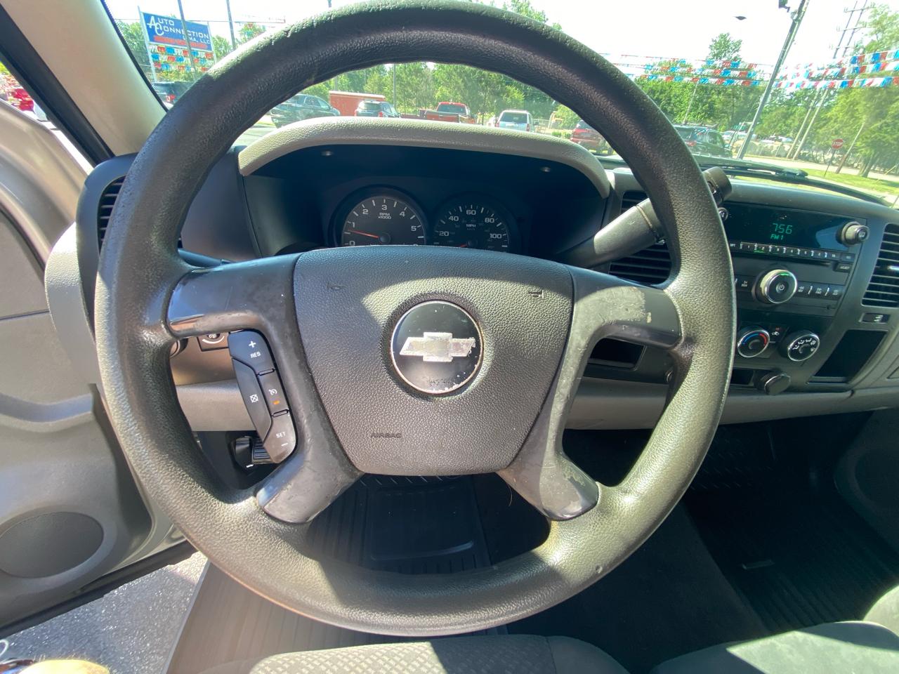 Chevrolet Silverado 1500 2WD Reg Cab 133.0" Work Truck 2007