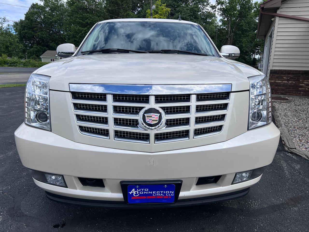 Cadillac Escalade AWD 4dr 2007