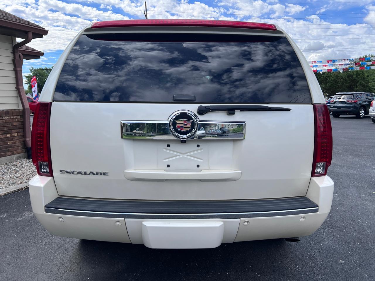 Cadillac Escalade AWD 4dr 2007