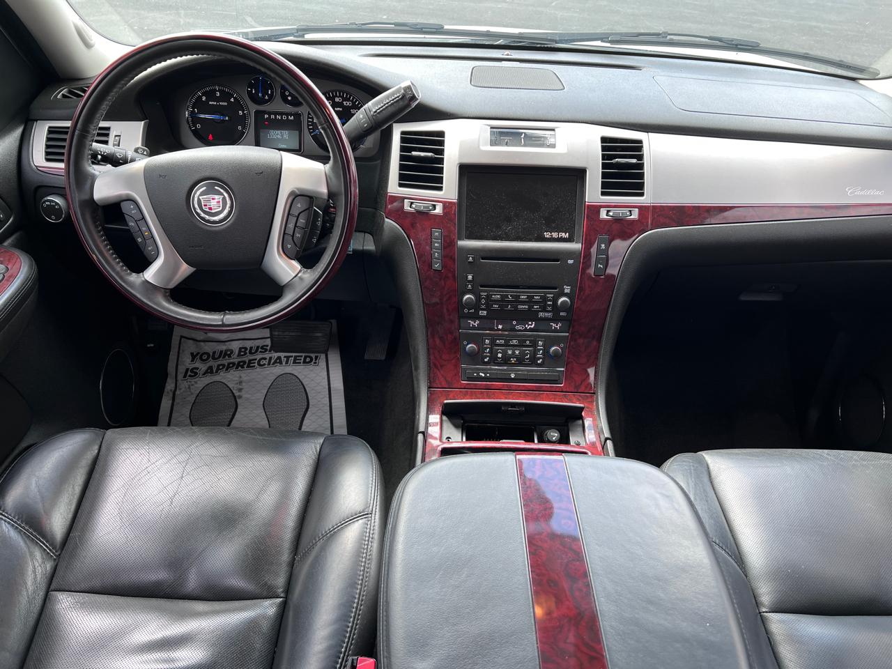 Cadillac Escalade AWD 4dr 2007
