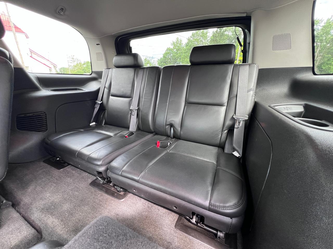Cadillac Escalade AWD 4dr 2007