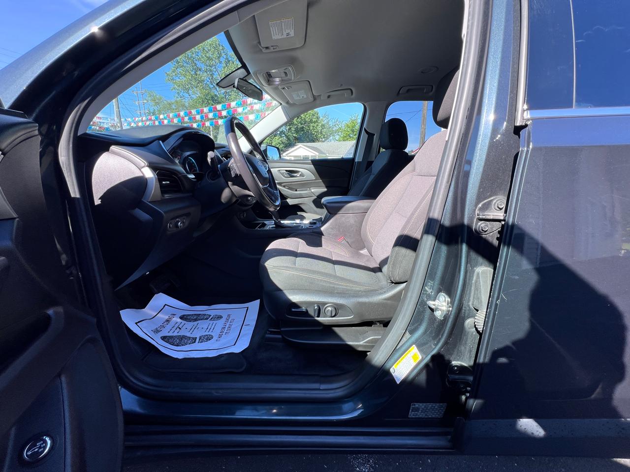 Chevrolet Traverse FWD 4dr LT Cloth w/1LT 2018