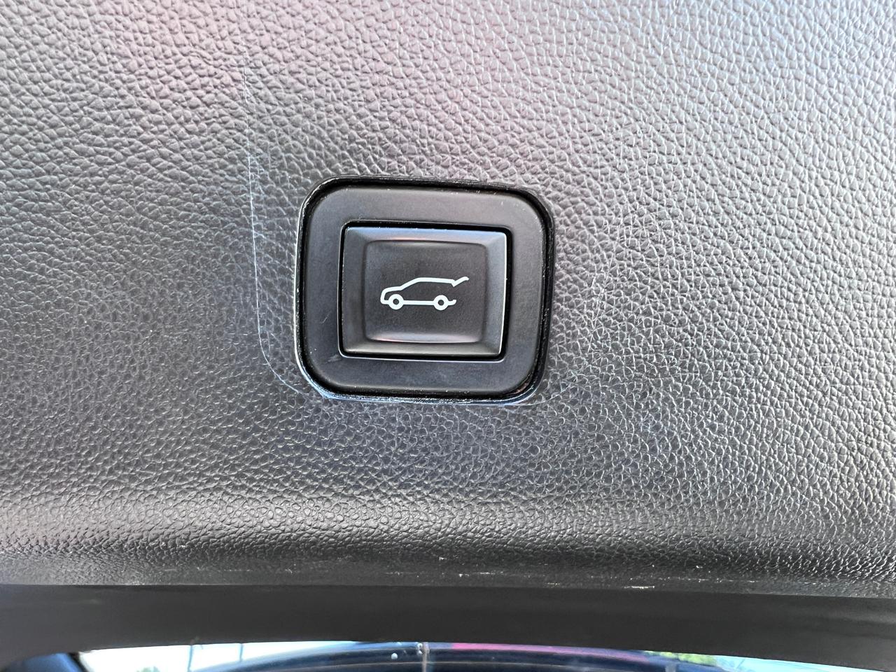 Chevrolet Traverse FWD 4dr LT Cloth w/1LT 2018