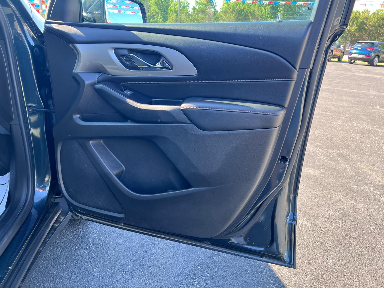 Chevrolet Traverse FWD 4dr LT Cloth w/1LT 2018