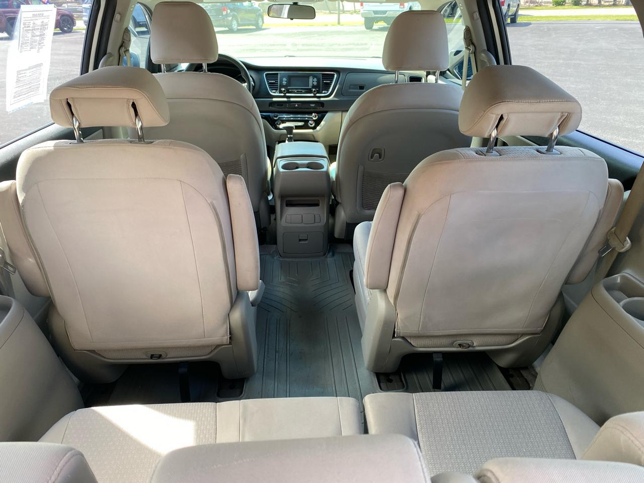 Kia Sedona L FWD 2017
