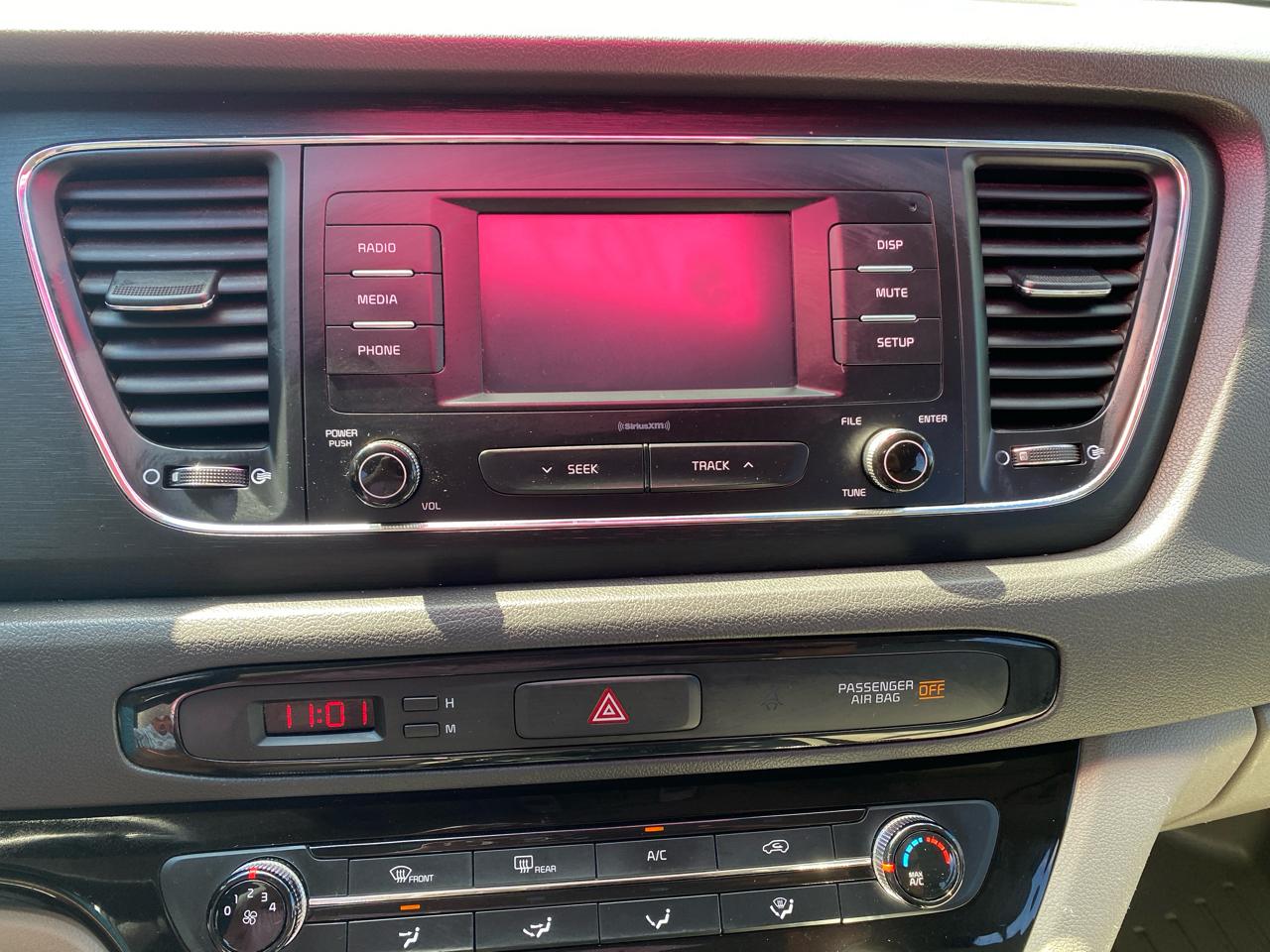 Kia Sedona L FWD 2017