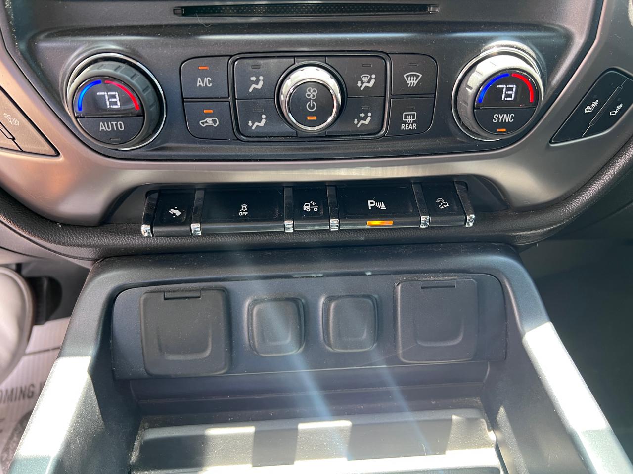 GMC Sierra 1500 4WD Double Cab 143.5" SLT 2014