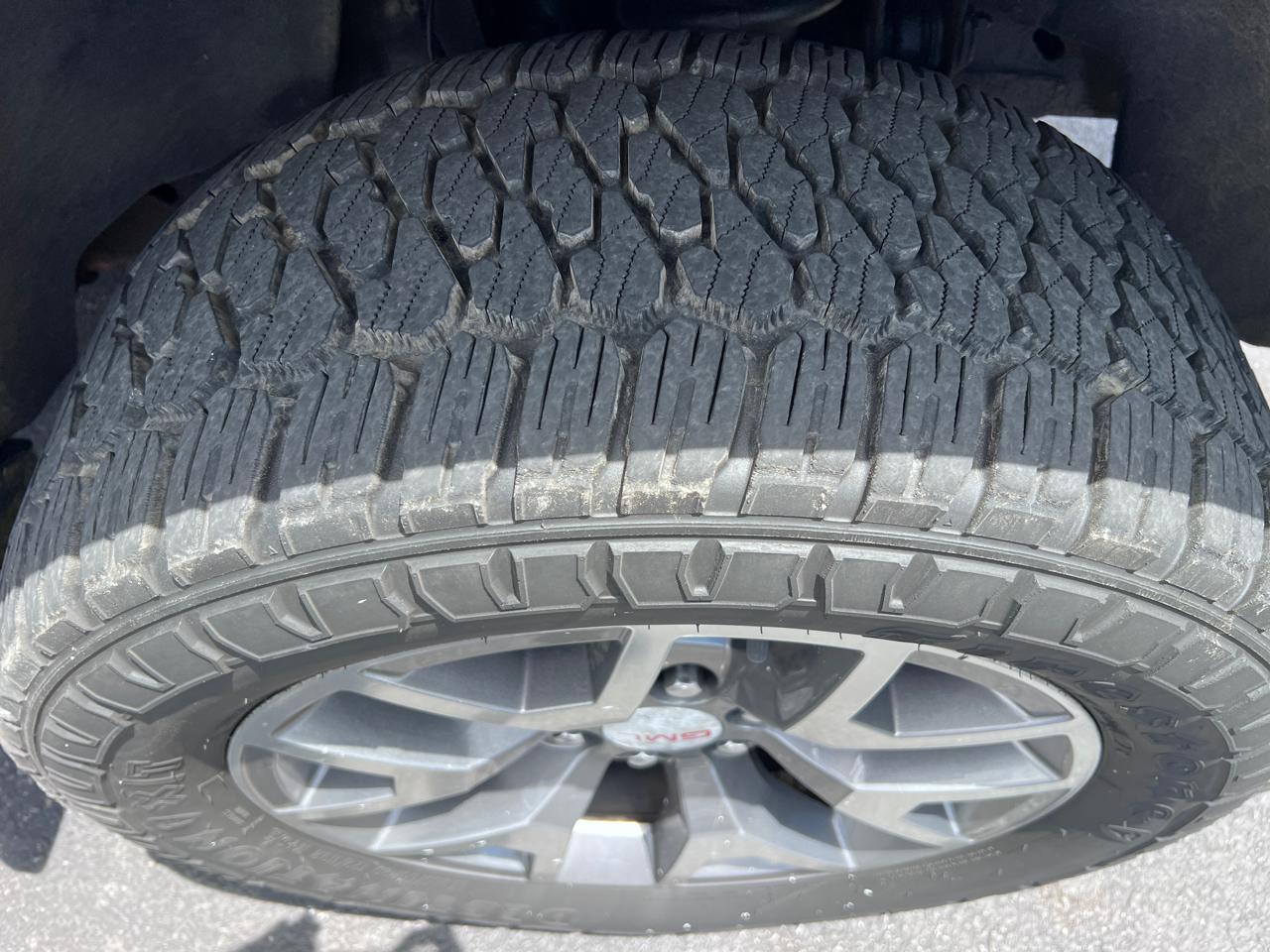 GMC Sierra 1500 4WD Double Cab 143.5" SLT 2014