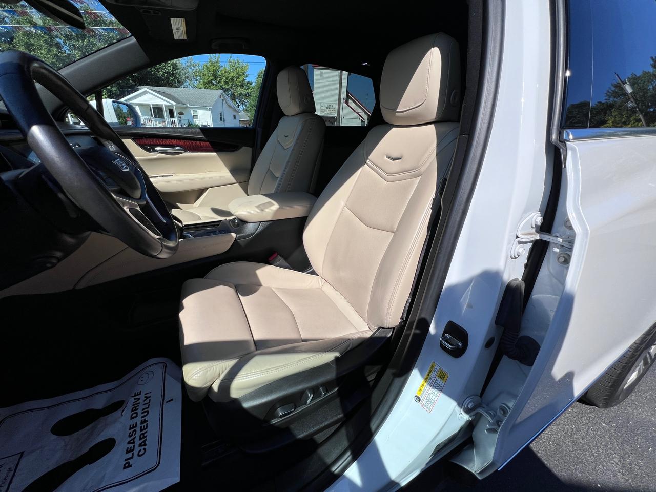 Cadillac XT5 AWD 4dr Luxury 2017