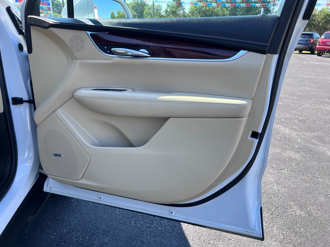 Cadillac XT5 AWD 4dr Luxury 2017