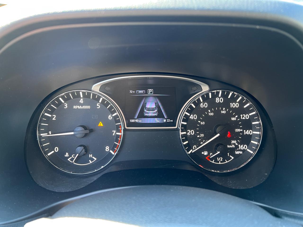 Nissan Pathfinder 4x4 SL 2017