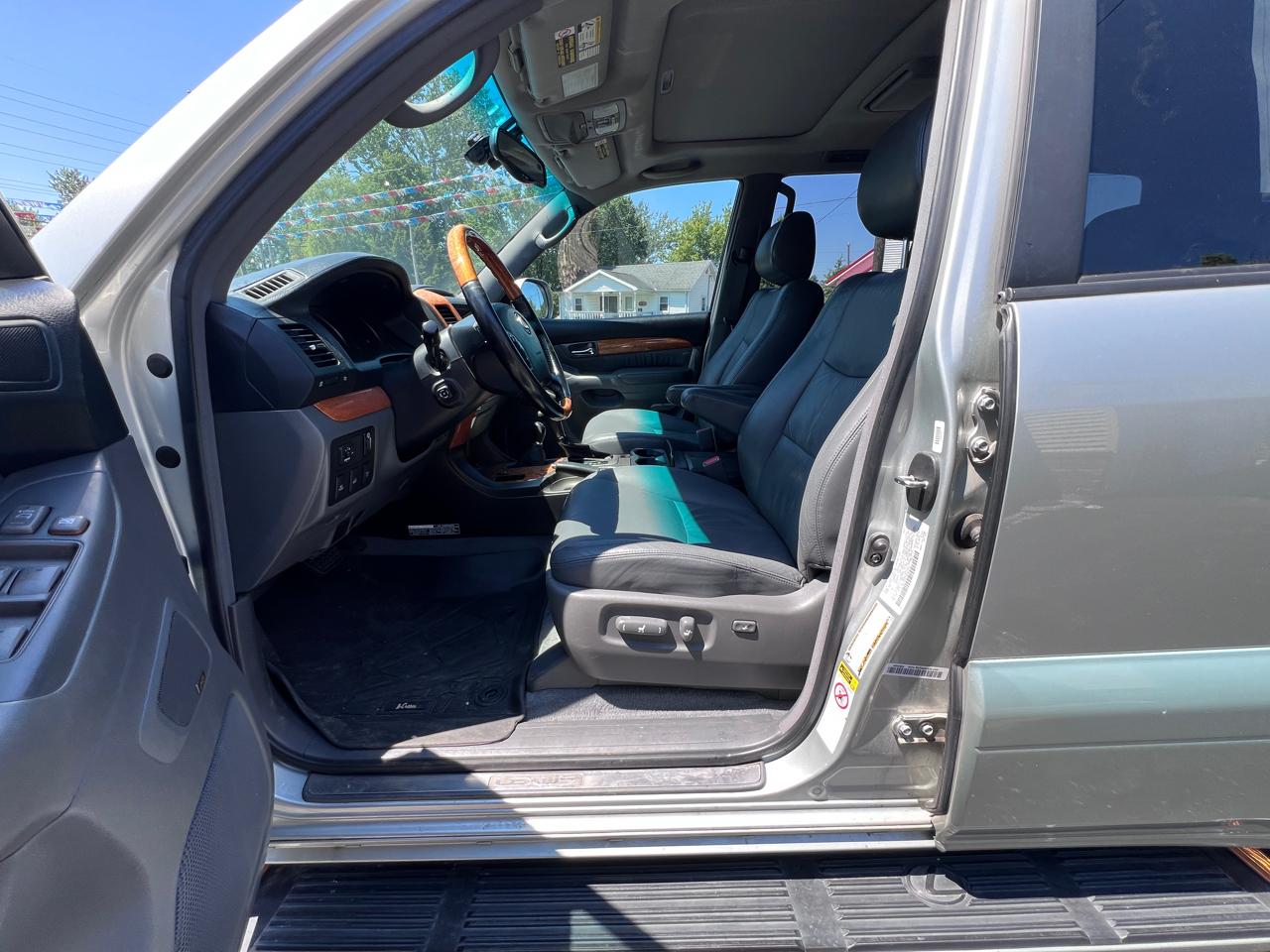 Lexus GX 470 4dr SUV 4WD 2005