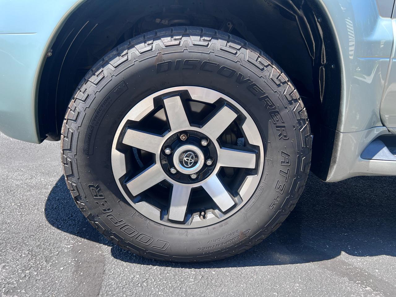Lexus GX 470 4dr SUV 4WD 2005