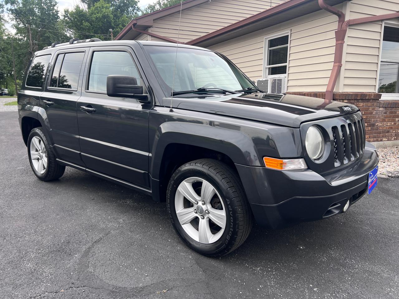 Jeep Patriot 4WD 4dr Latitude X 2011