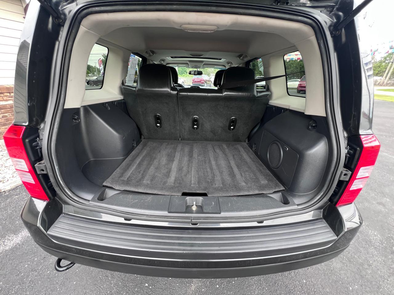 Jeep Patriot 4WD 4dr Latitude X 2011