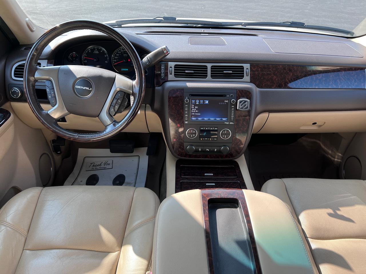 GMC Yukon AWD 4dr 1500 Denali 2013