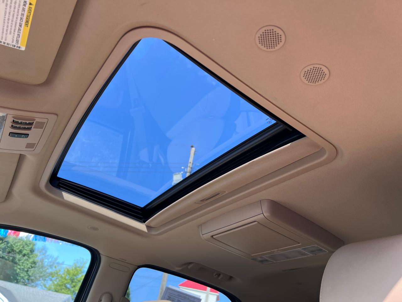 GMC Yukon AWD 4dr 1500 Denali 2013