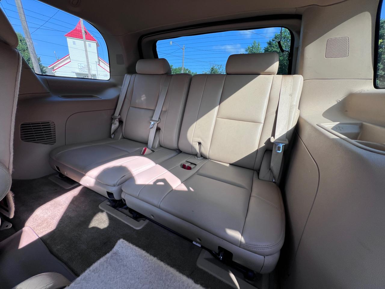 GMC Yukon AWD 4dr 1500 Denali 2013