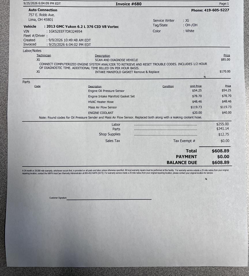 GMC Yukon AWD 4dr 1500 Denali 2013